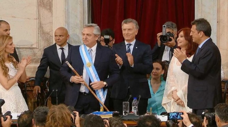 Resultado de imagen para alberto fernandez juro como presidente